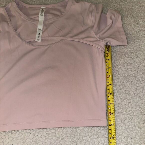 Lululemon Get Centred Short Sleeve Shirt Misty Pink Size 6 EUC - Picture 9 of 10
